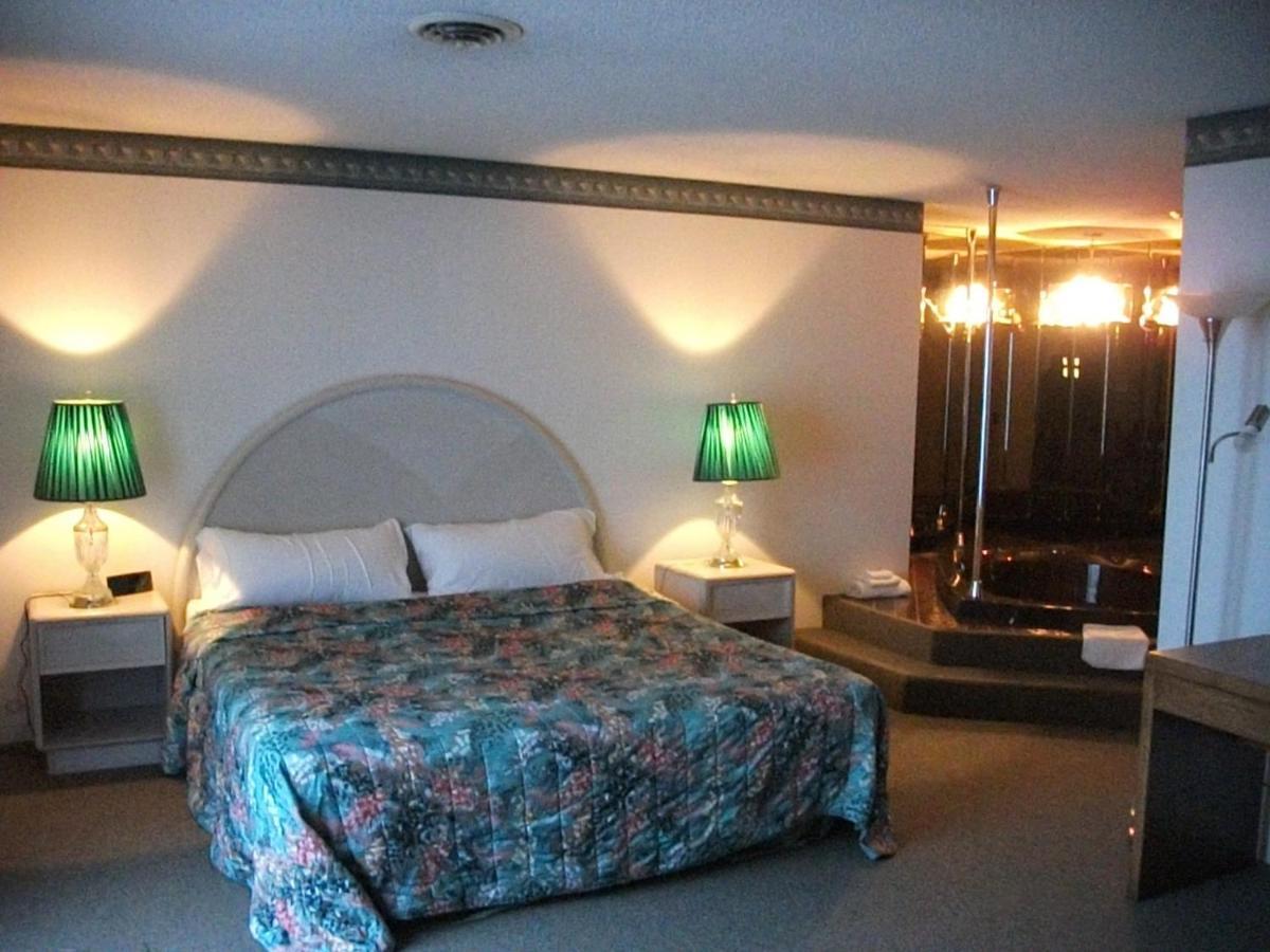 Knights Inn Mackinaw City Oda fotoğraf